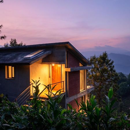 Lohonostays Villa Amani 8A Кунур Экстерьер фото