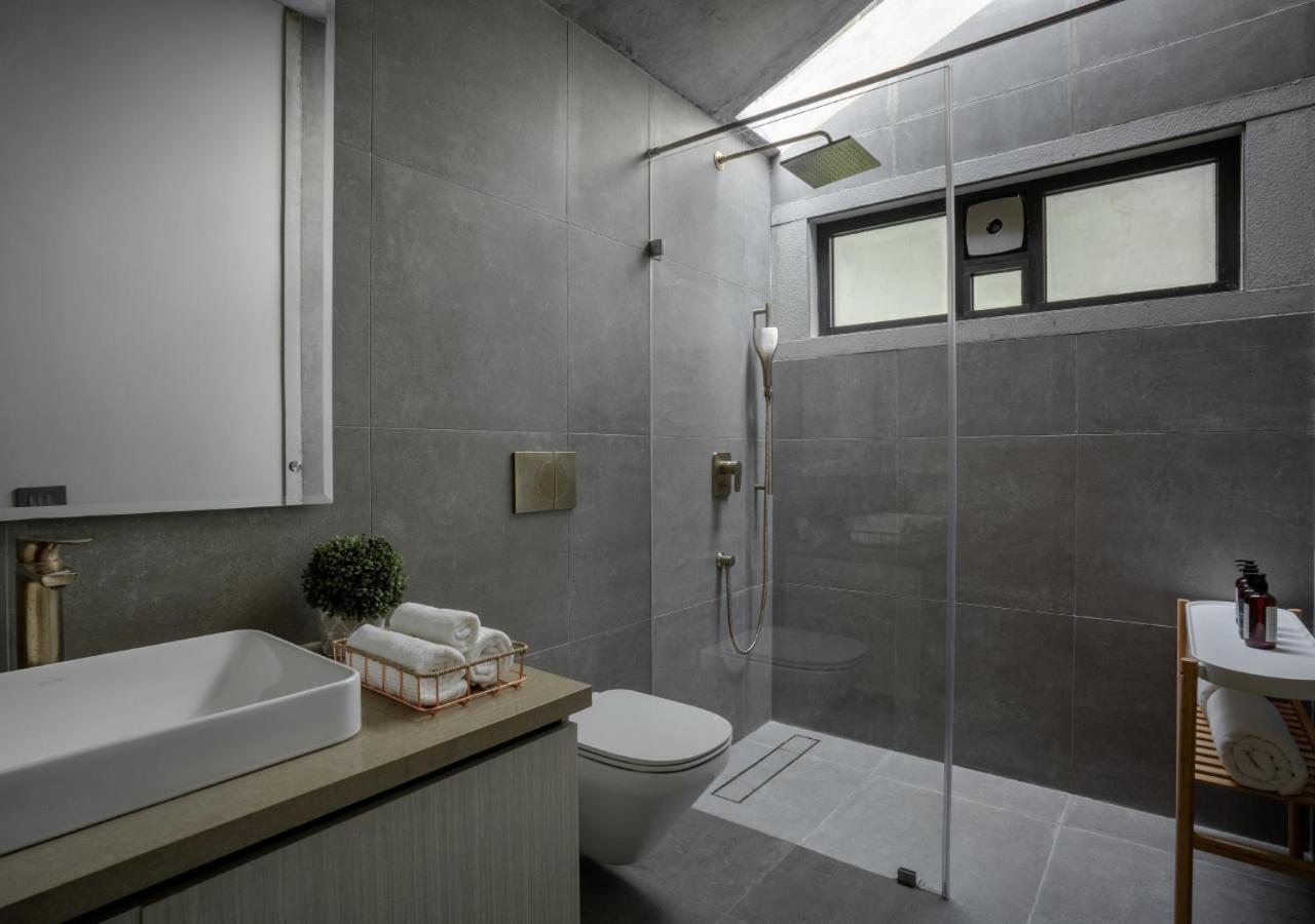 Lohonostays Villa Amani 8A Кунур Экстерьер фото