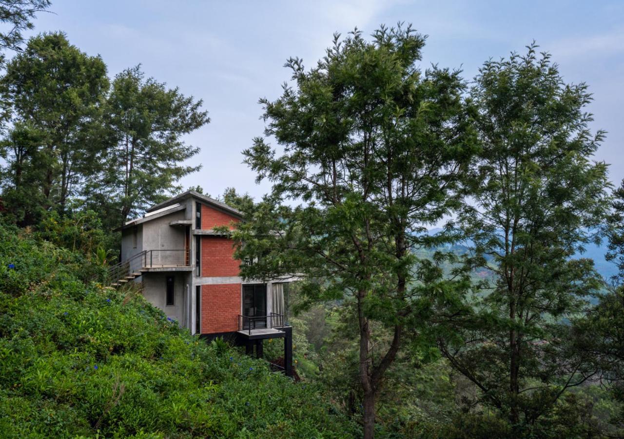 Lohonostays Villa Amani 8A Кунур Экстерьер фото